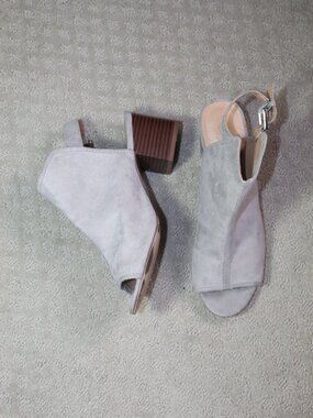 Loft Size 9M Light Grey Faux Suede Peep Toe Sling Back Block Heels